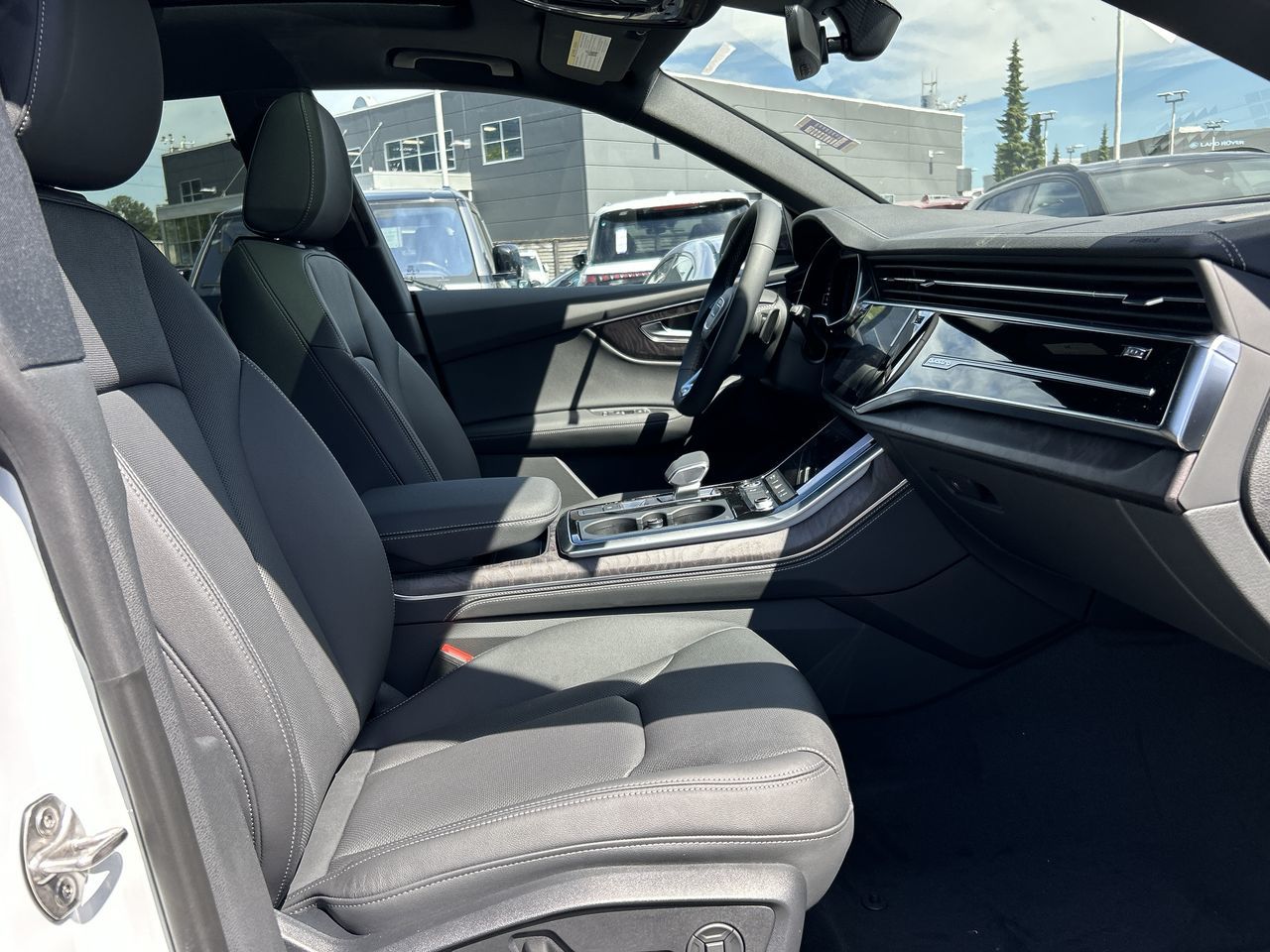 Audi Q8  2025 à North Vancouver, Colombie-Britannique