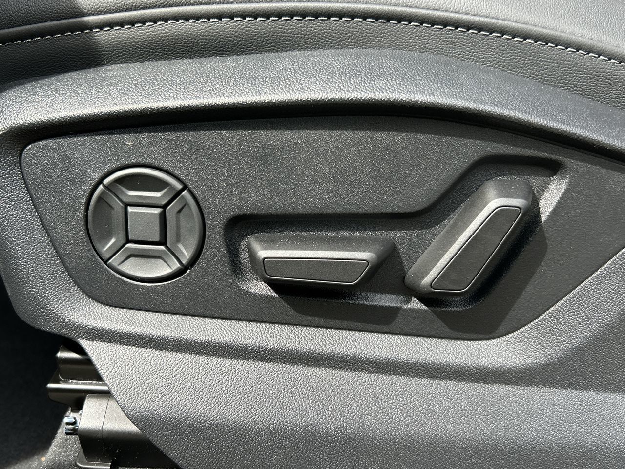 2026 Audi Q8 in North Vancouver, British Columbia
