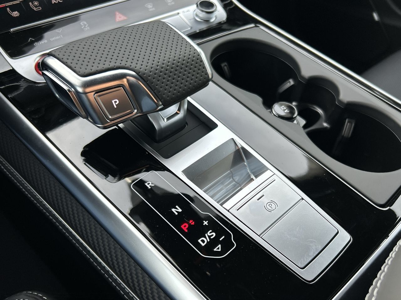 Audi RS Q8  2026 à North Vancouver, Colombie-Britannique