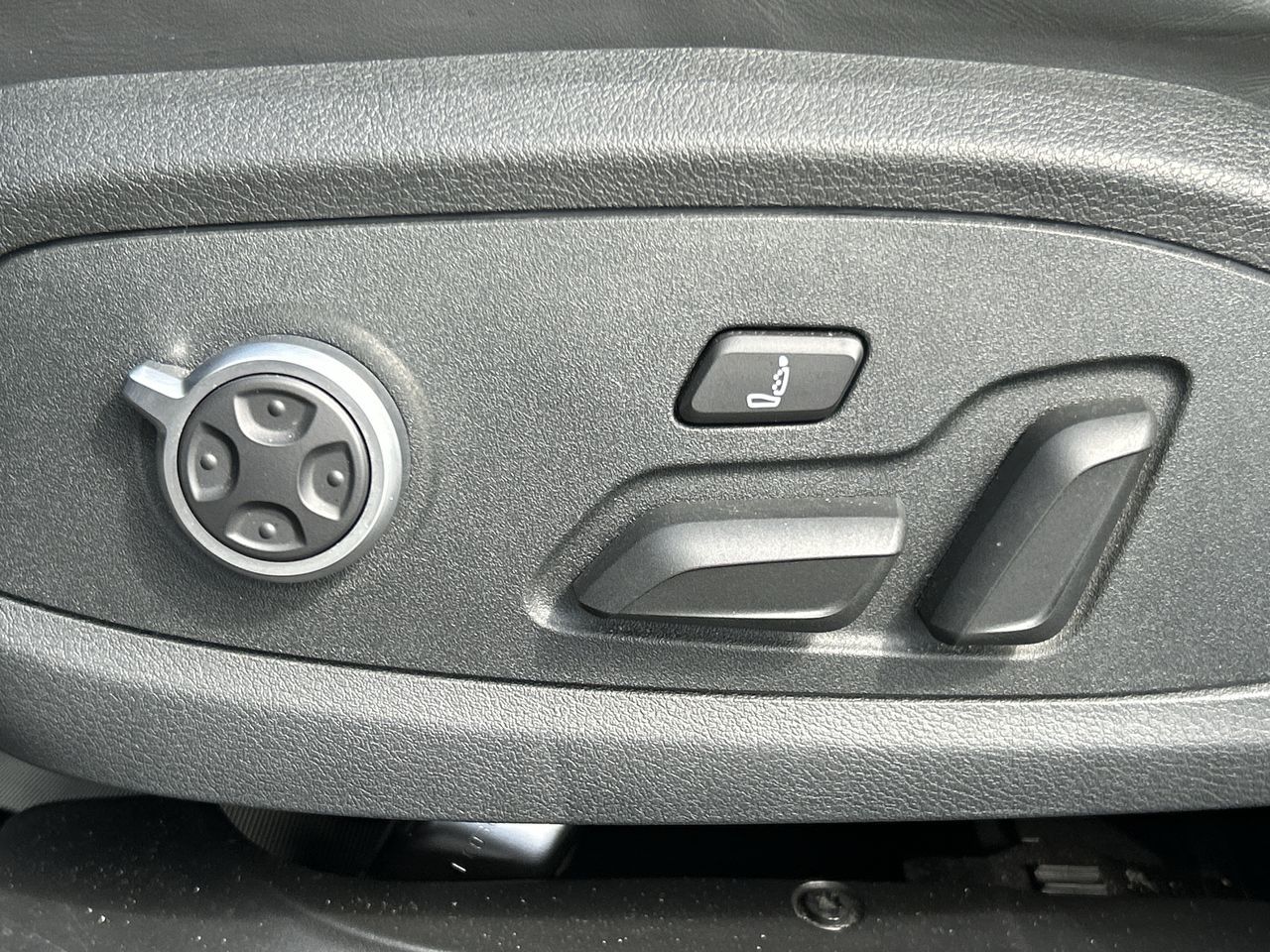 2022 Audi S4 SEDAN in North Vancouver, British Columbia