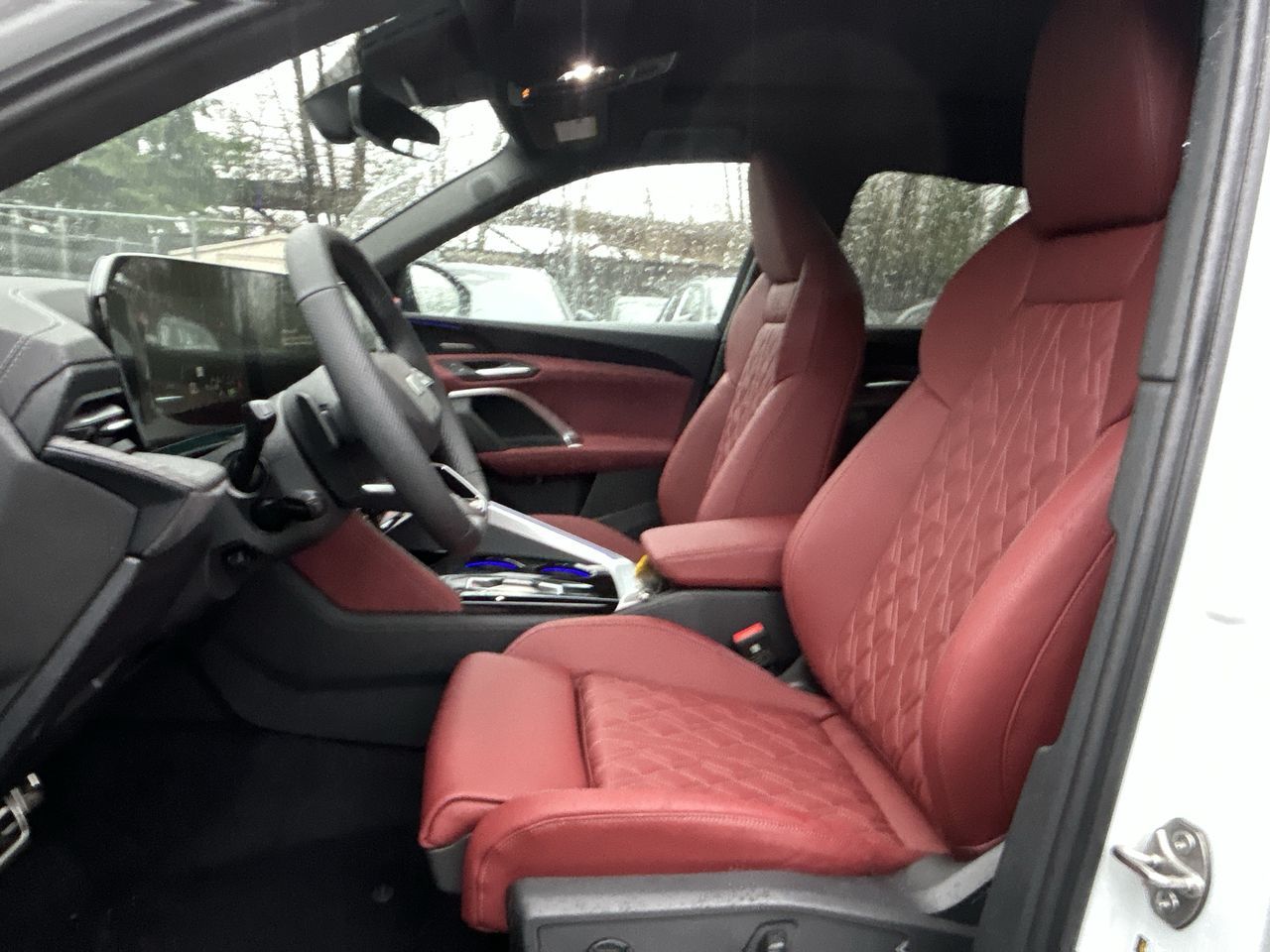 2025 Audi SQ5 in North Vancouver, British Columbia