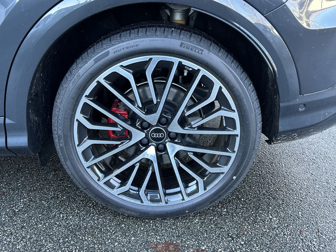 2025 Audi SQ5 in North Vancouver, British Columbia