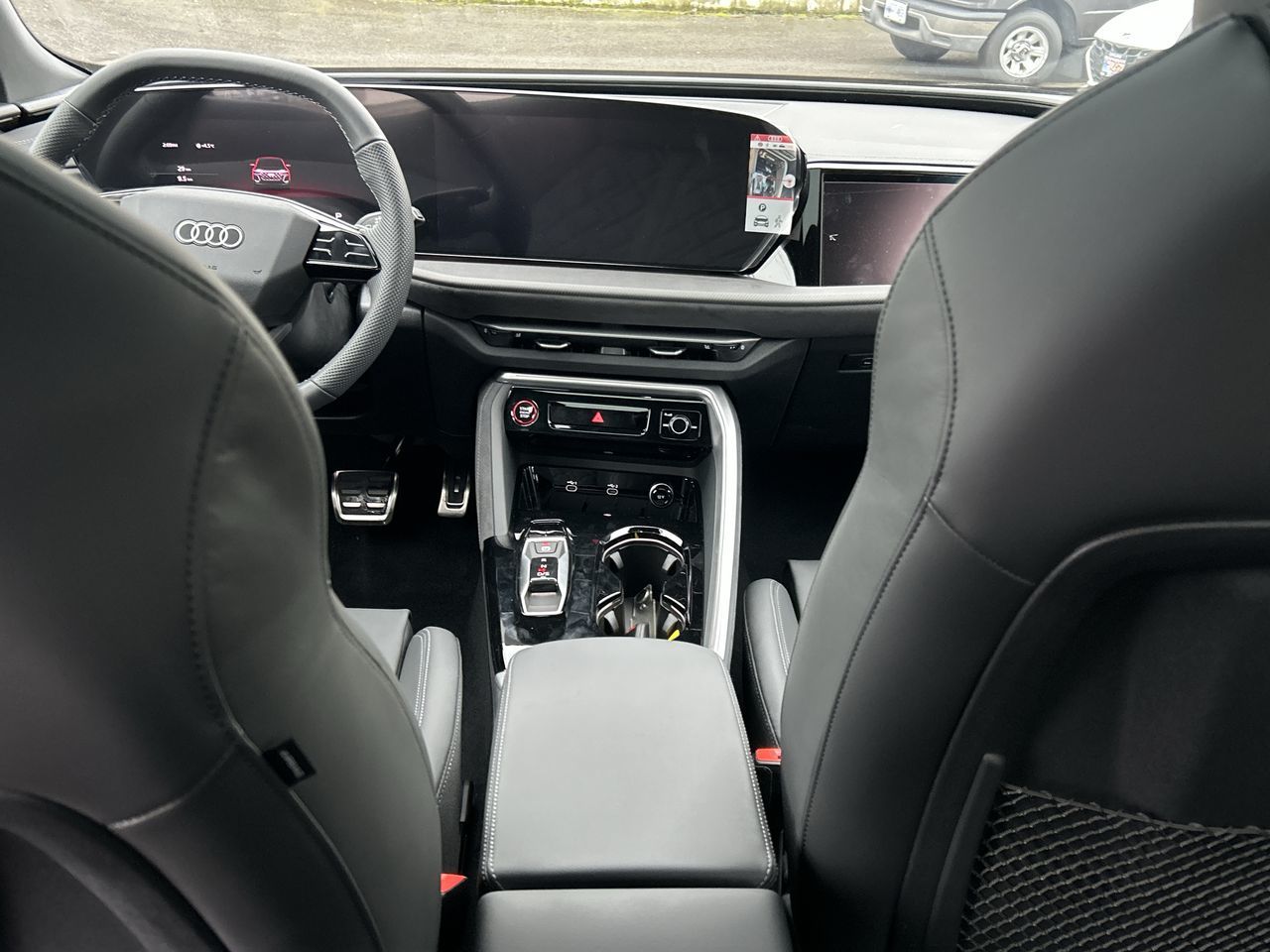 2025 Audi SQ5 in North Vancouver, British Columbia