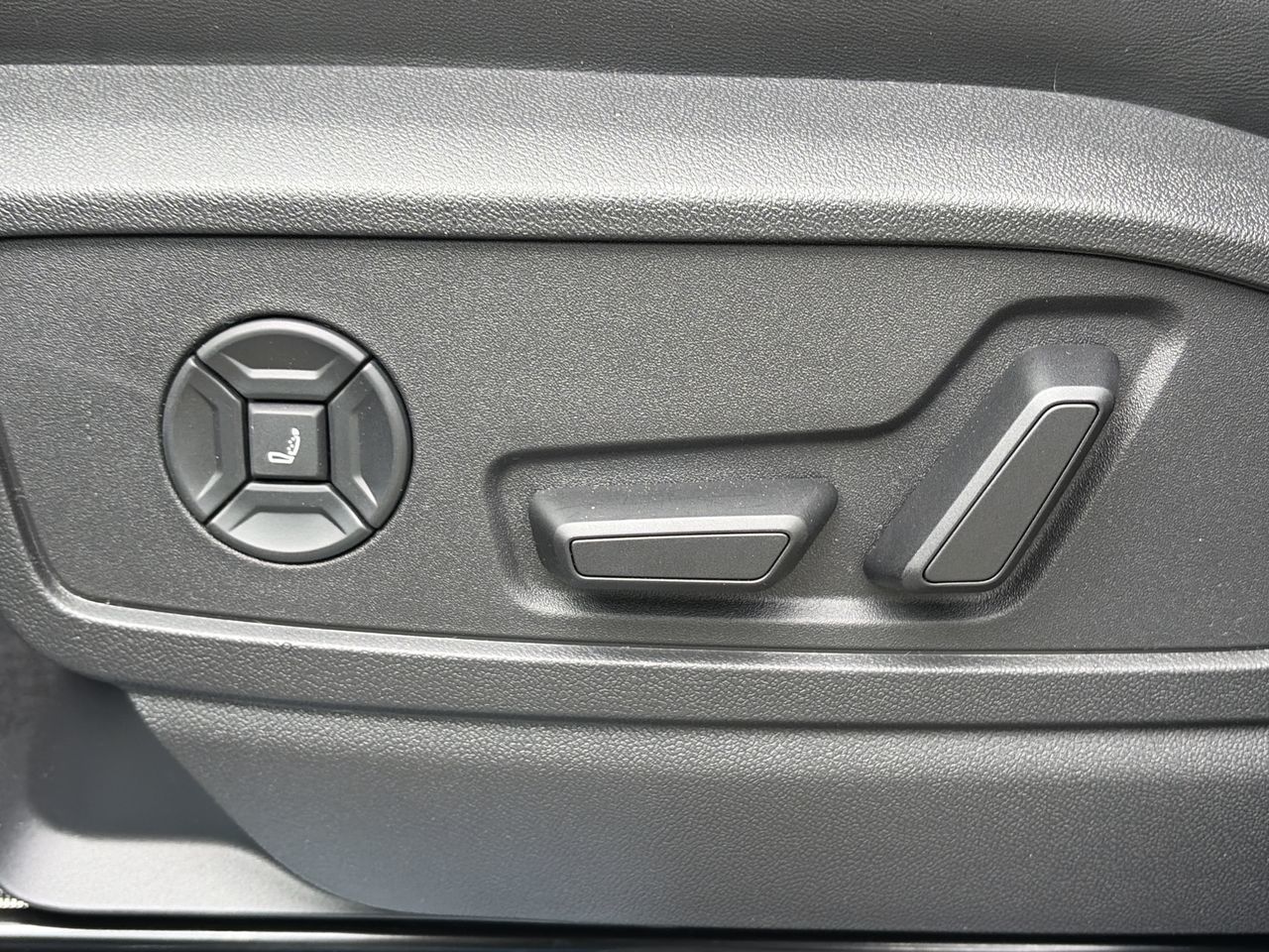 2026 Audi SQ5 in North Vancouver, British Columbia