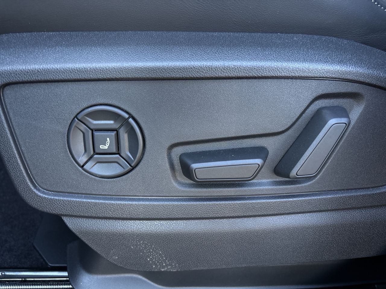 2026 Audi SQ5 in North Vancouver, British Columbia