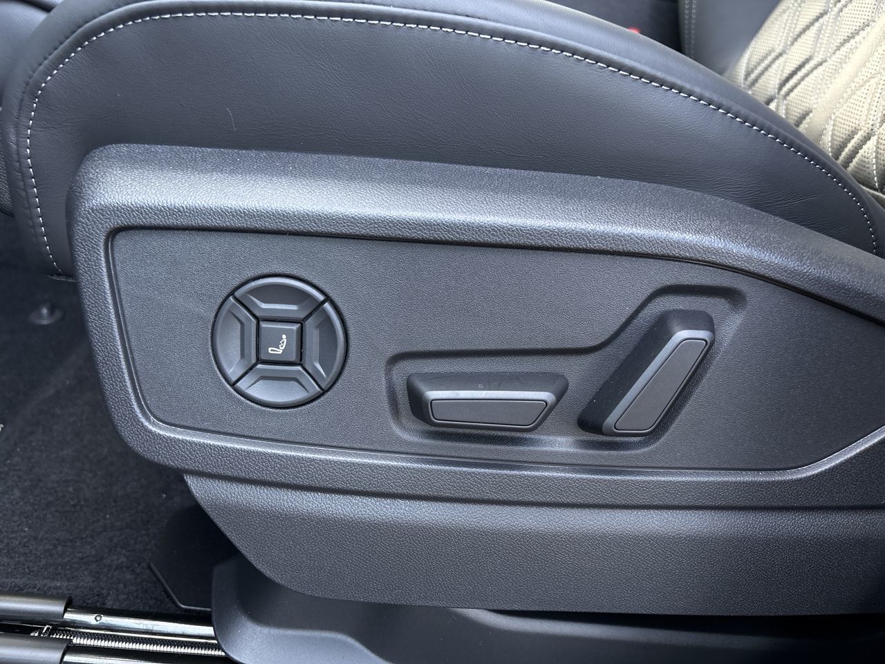 2026 Audi SQ5 in North Vancouver, British Columbia