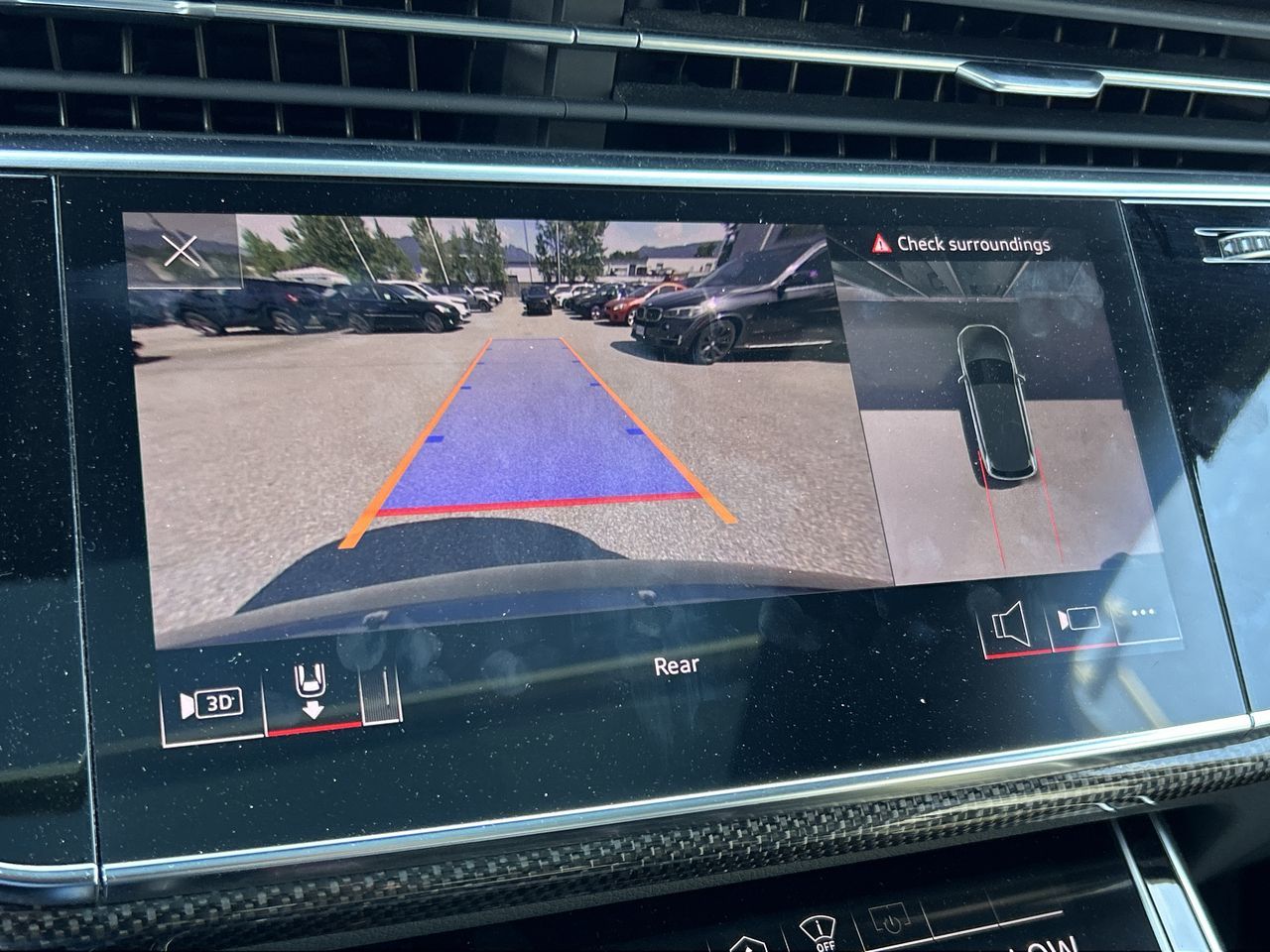 2021 Audi SQ7 in North Vancouver, British Columbia