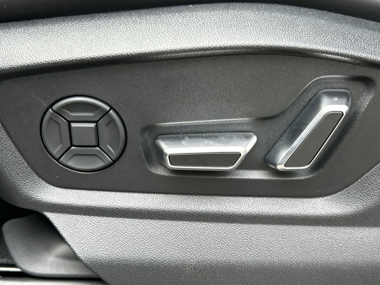 2026 Audi SQ7 in North Vancouver, British Columbia