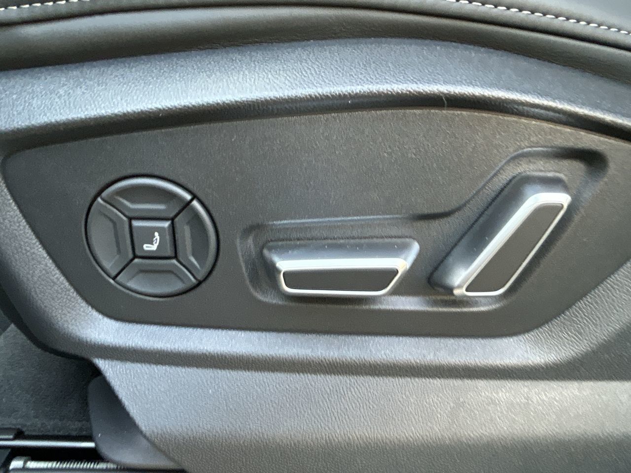 2026 Audi SQ7 in North Vancouver, British Columbia