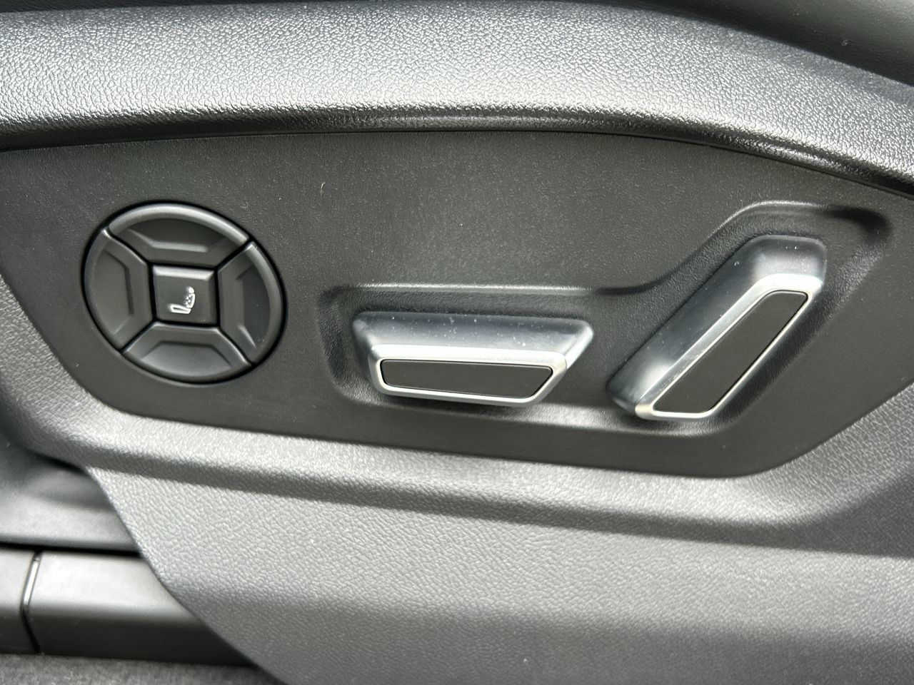 2026 Audi SQ7 in North Vancouver, British Columbia