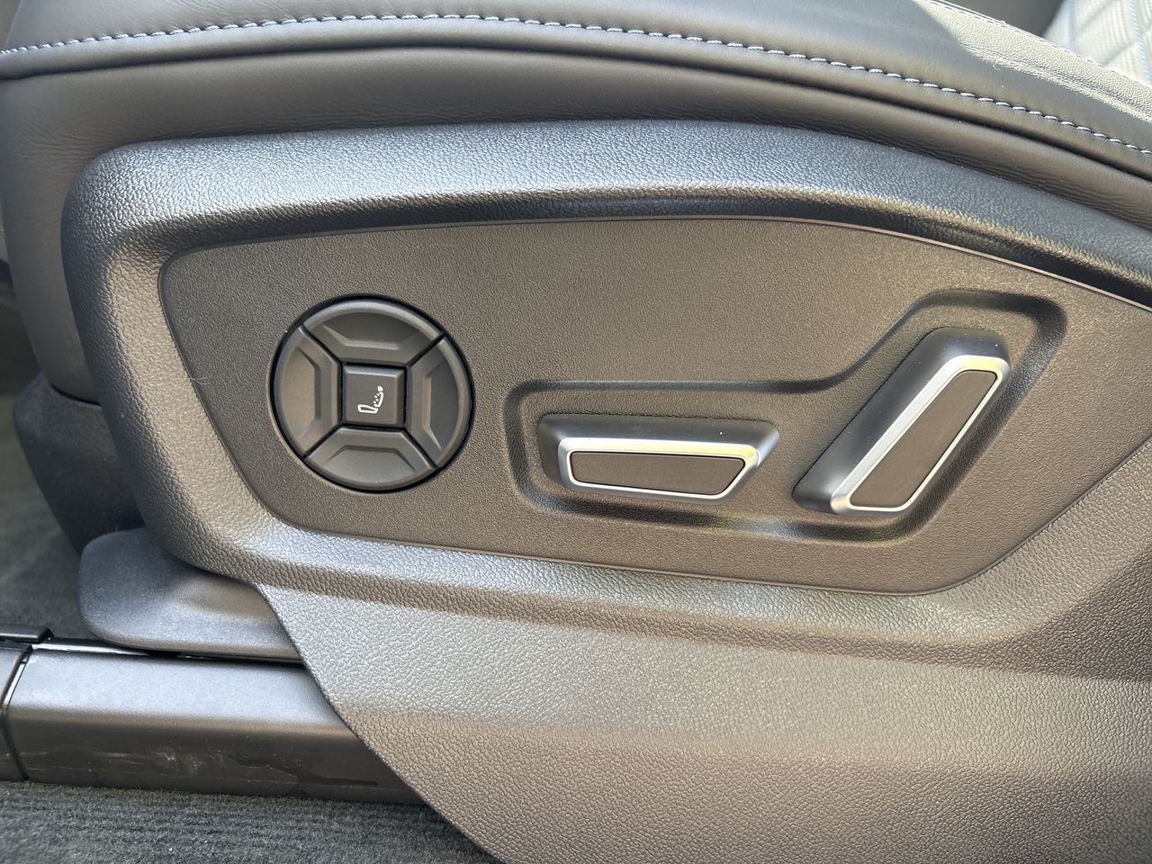 2026 Audi SQ8 in North Vancouver, British Columbia