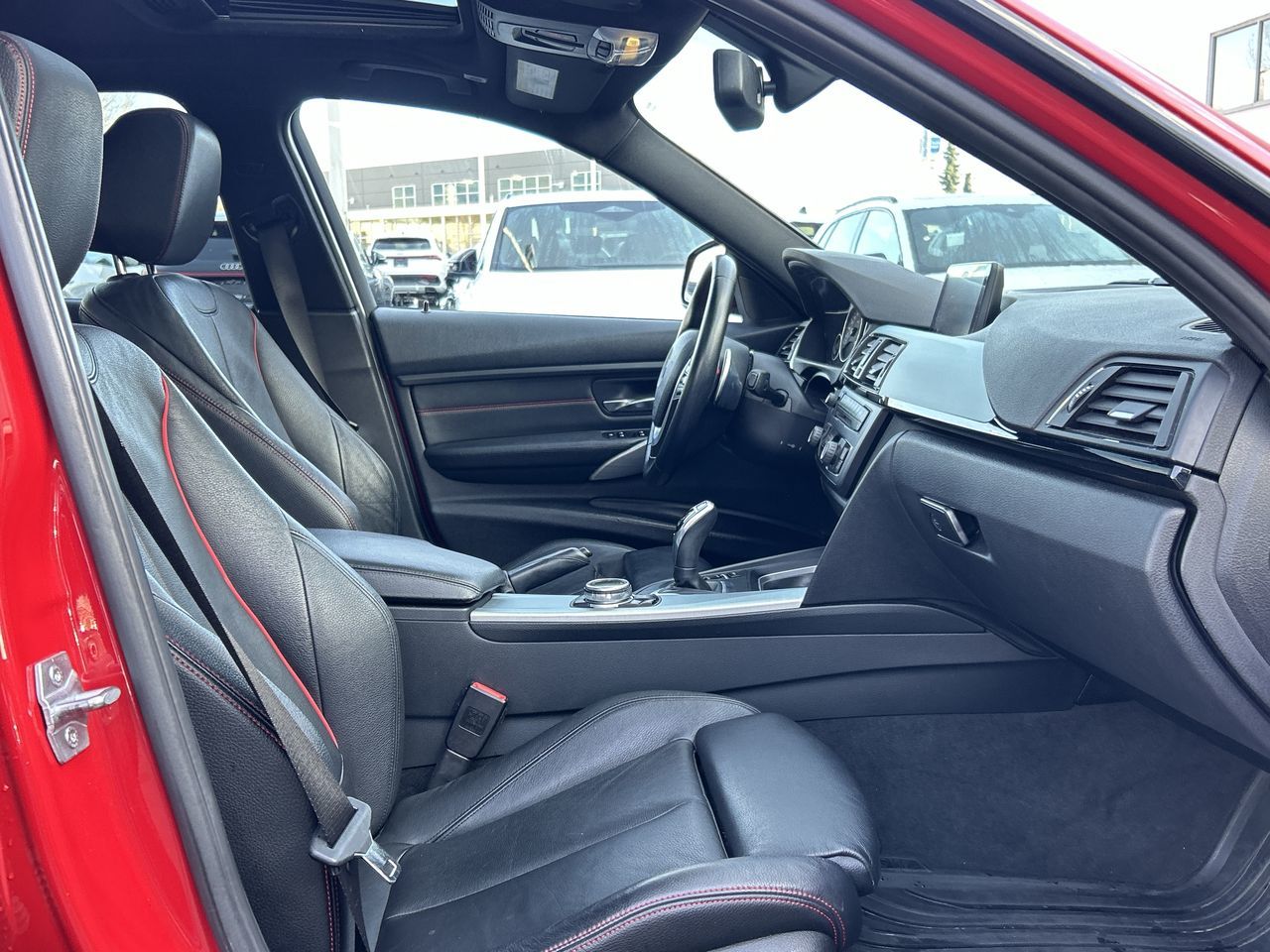 BMW 3 Series  2015 à North Vancouver, Colombie-Britannique