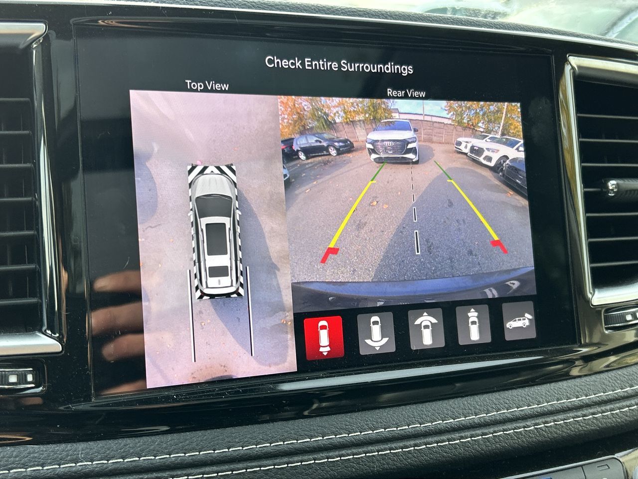 Chrysler Pacifica Hybrid  2021 à North Vancouver, Colombie-Britannique