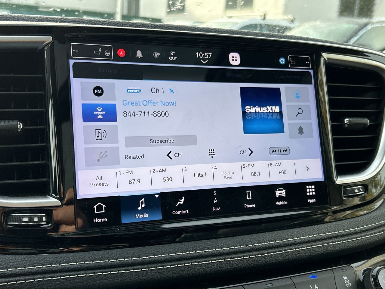 Chrysler Pacifica Hybrid  2021 à North Vancouver, Colombie-Britannique