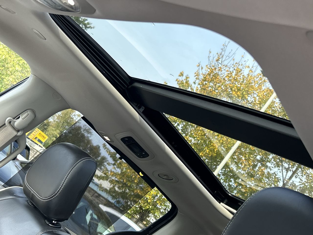 Chrysler Pacifica Hybrid  2021 à North Vancouver, Colombie-Britannique