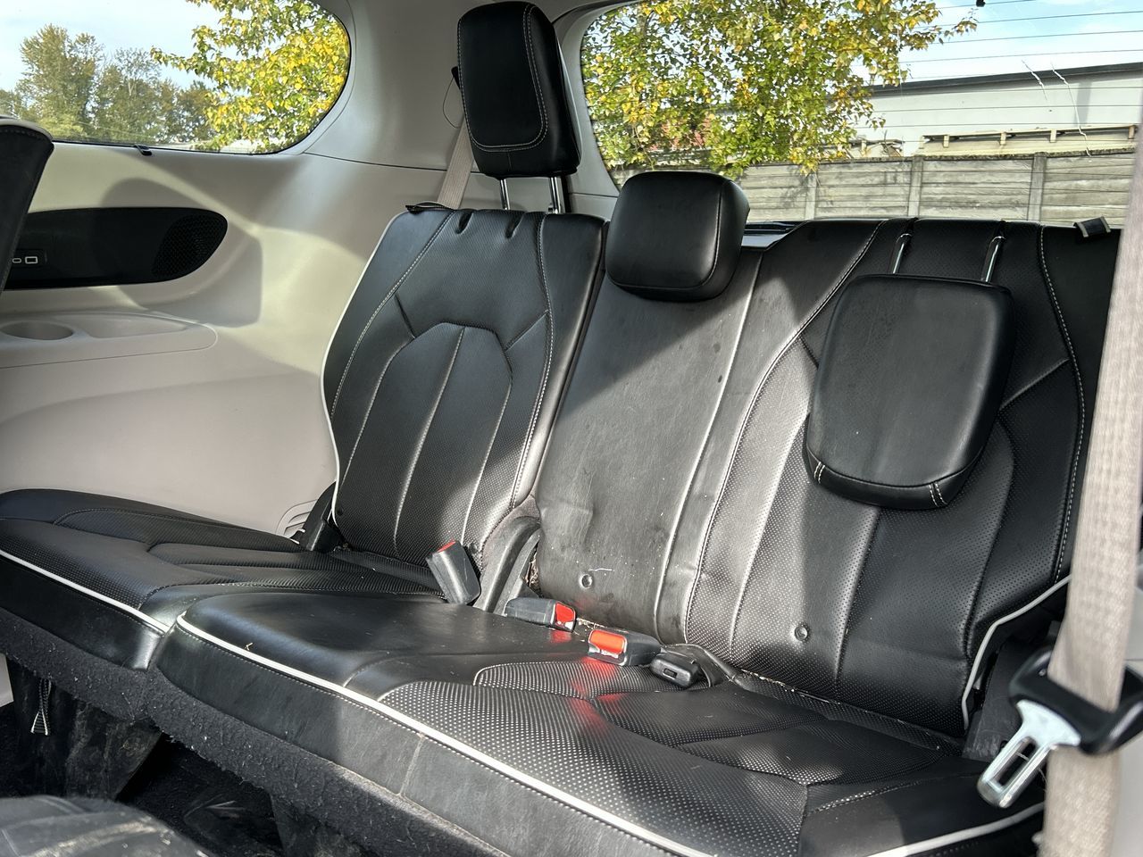 Chrysler Pacifica Hybrid  2021 à North Vancouver, Colombie-Britannique