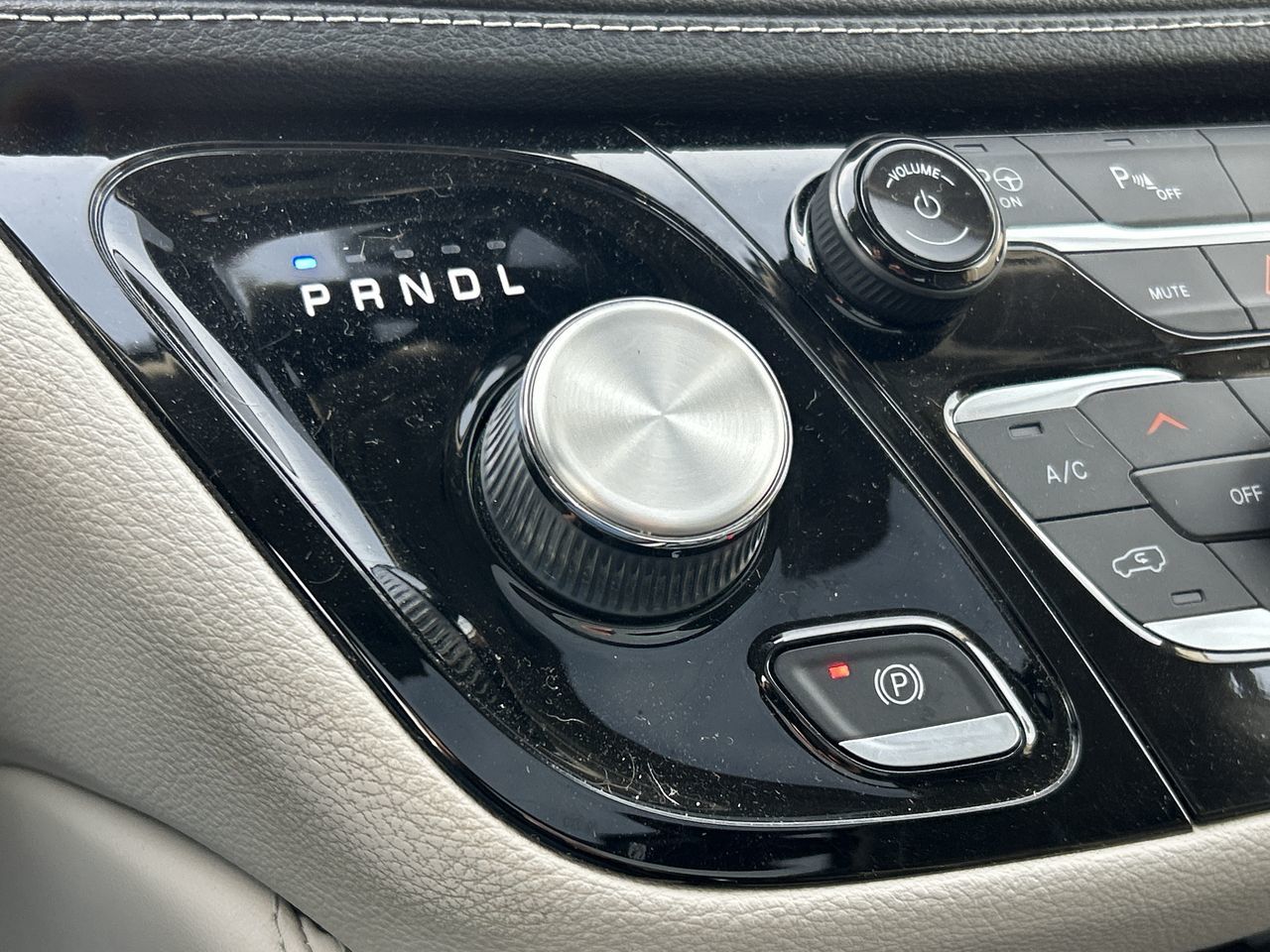 Chrysler Pacifica Hybrid  2021 à North Vancouver, Colombie-Britannique