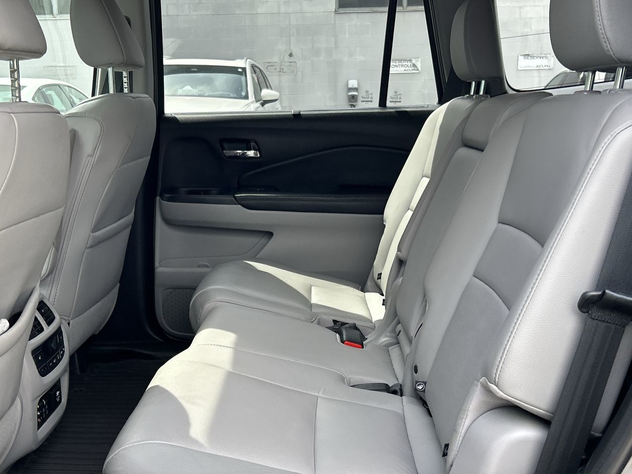 2018 Honda Pilot in North Vancouver, British Columbia