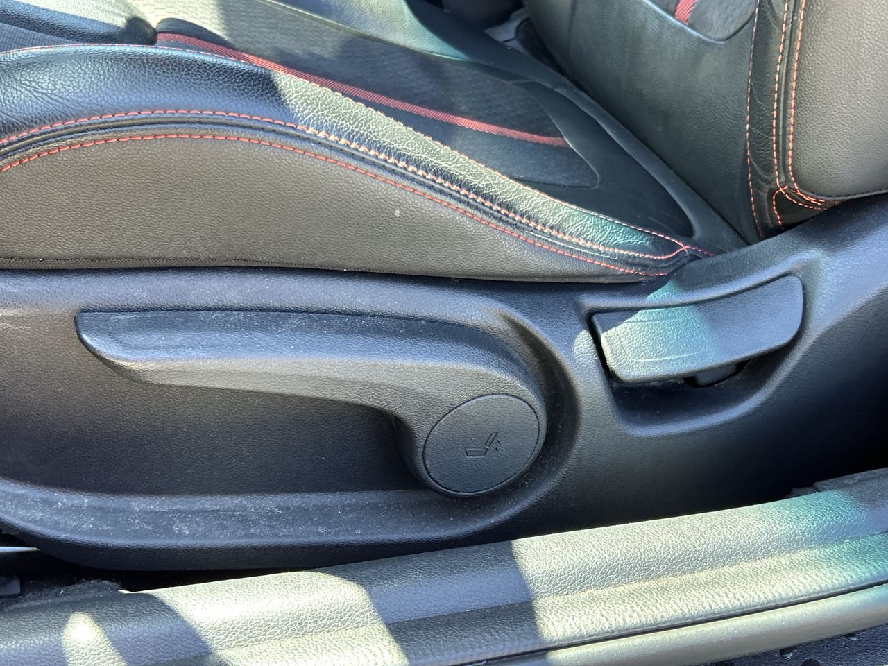 2019 Hyundai Veloster in North Vancouver, British Columbia