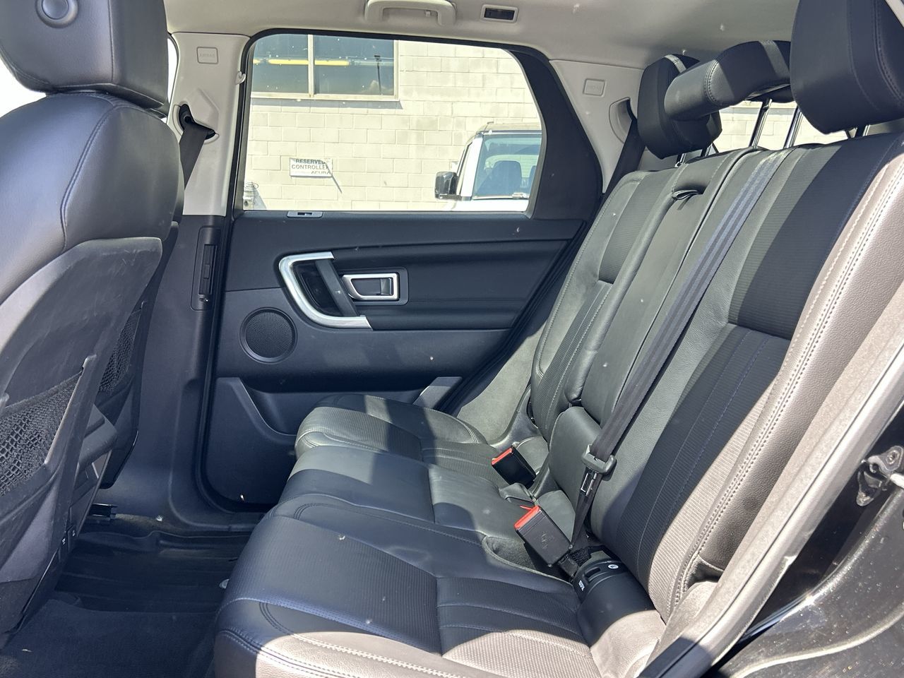 2016 Land Rover DISCOVERY SPORT in North Vancouver, British Columbia