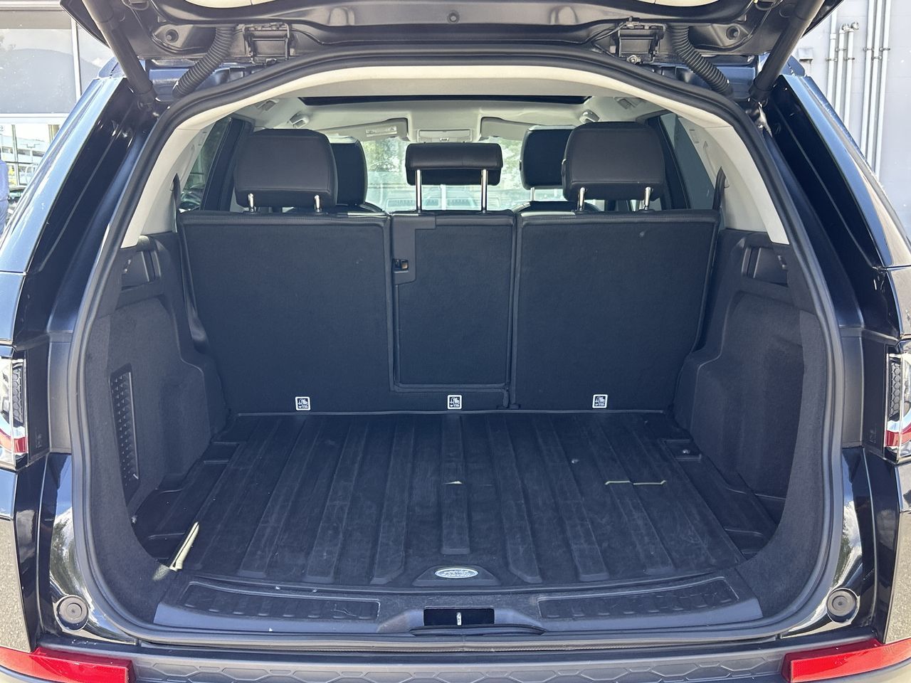2016 Land Rover DISCOVERY SPORT in North Vancouver, British Columbia