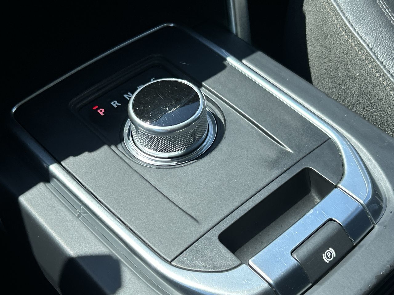 2016 Land Rover DISCOVERY SPORT in North Vancouver, British Columbia