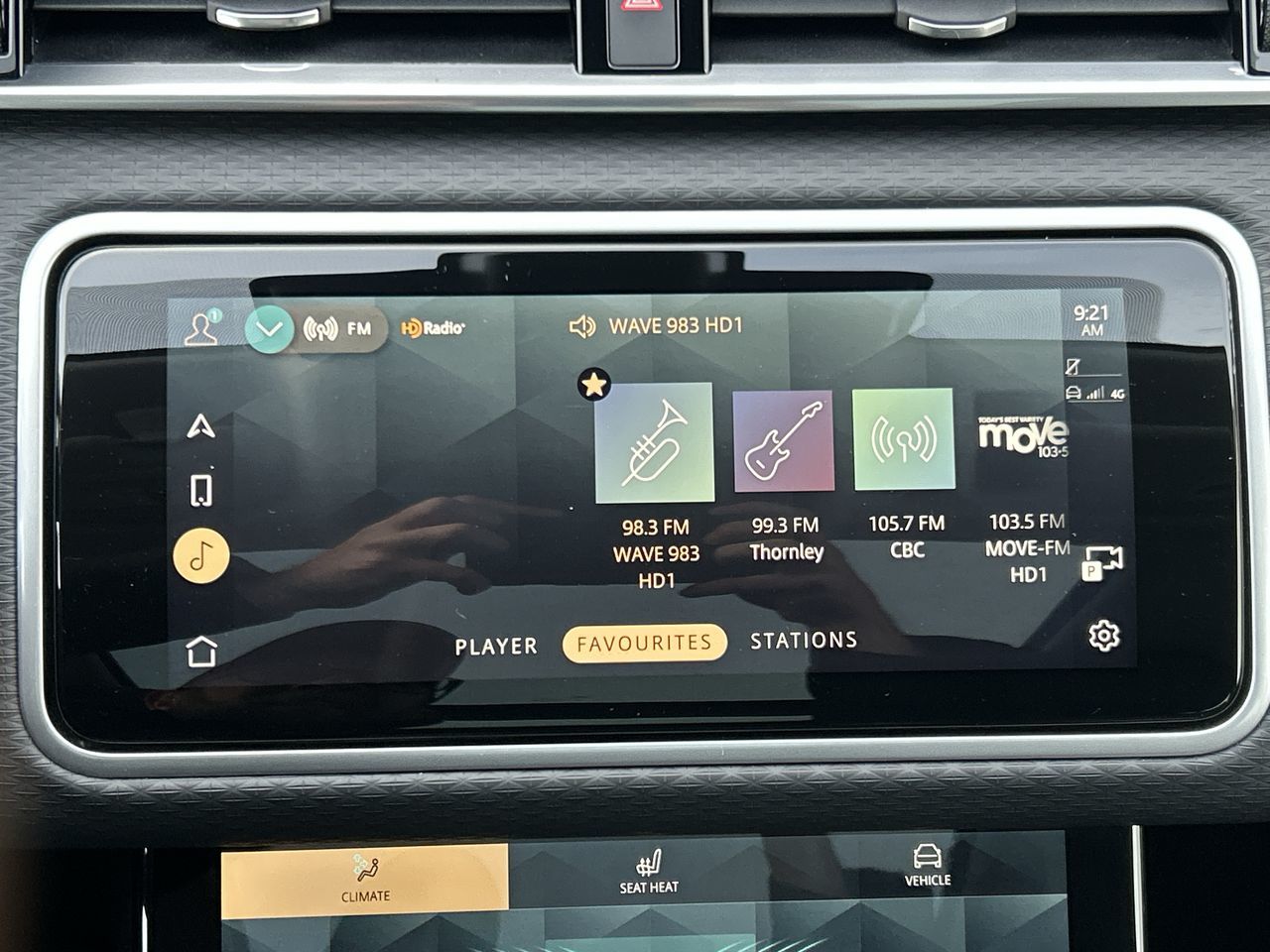 2023 Land Rover Range Rover Velar in North Vancouver, British Columbia