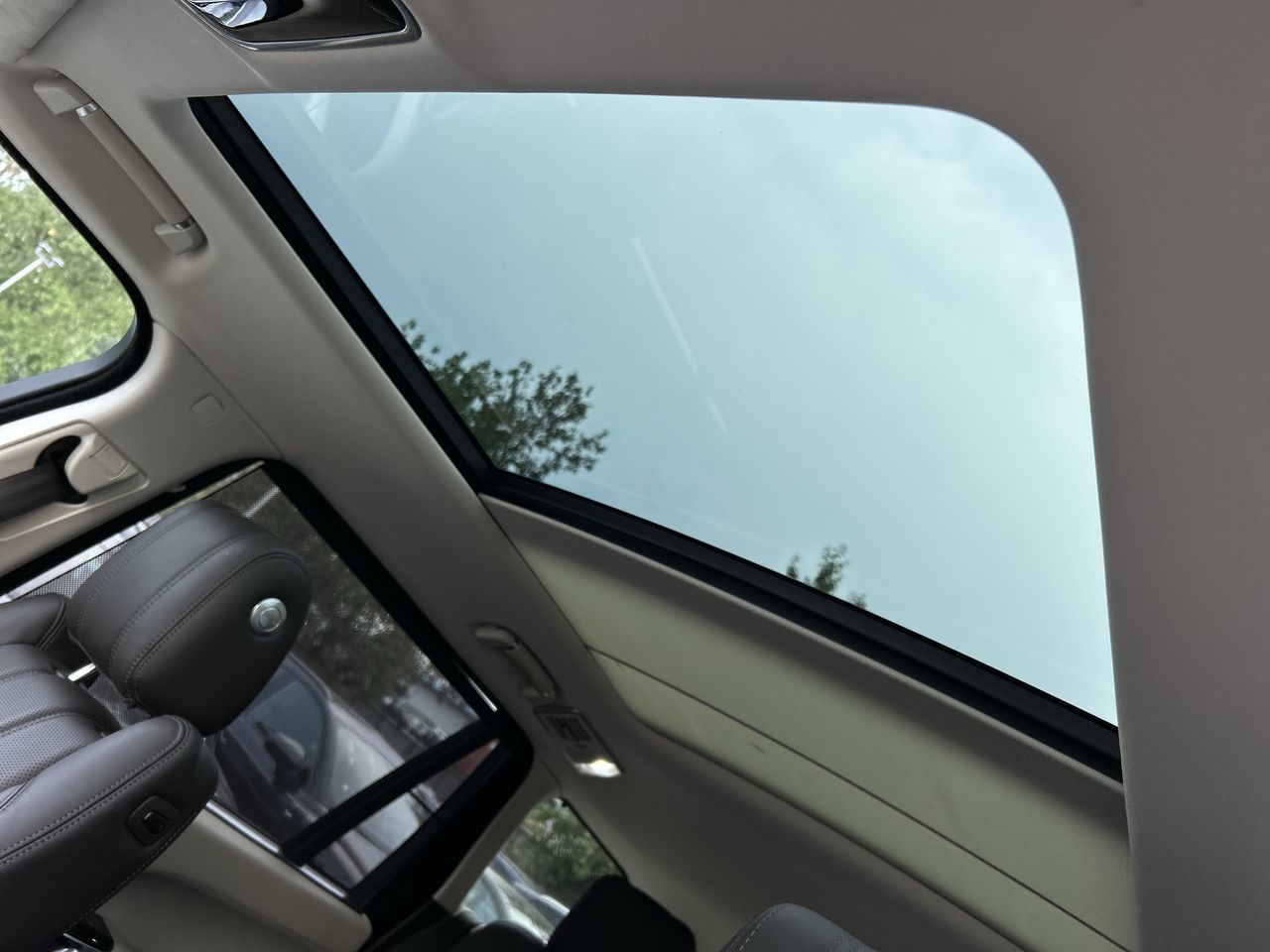 2017 Land Rover Range Rover in North Vancouver, British Columbia