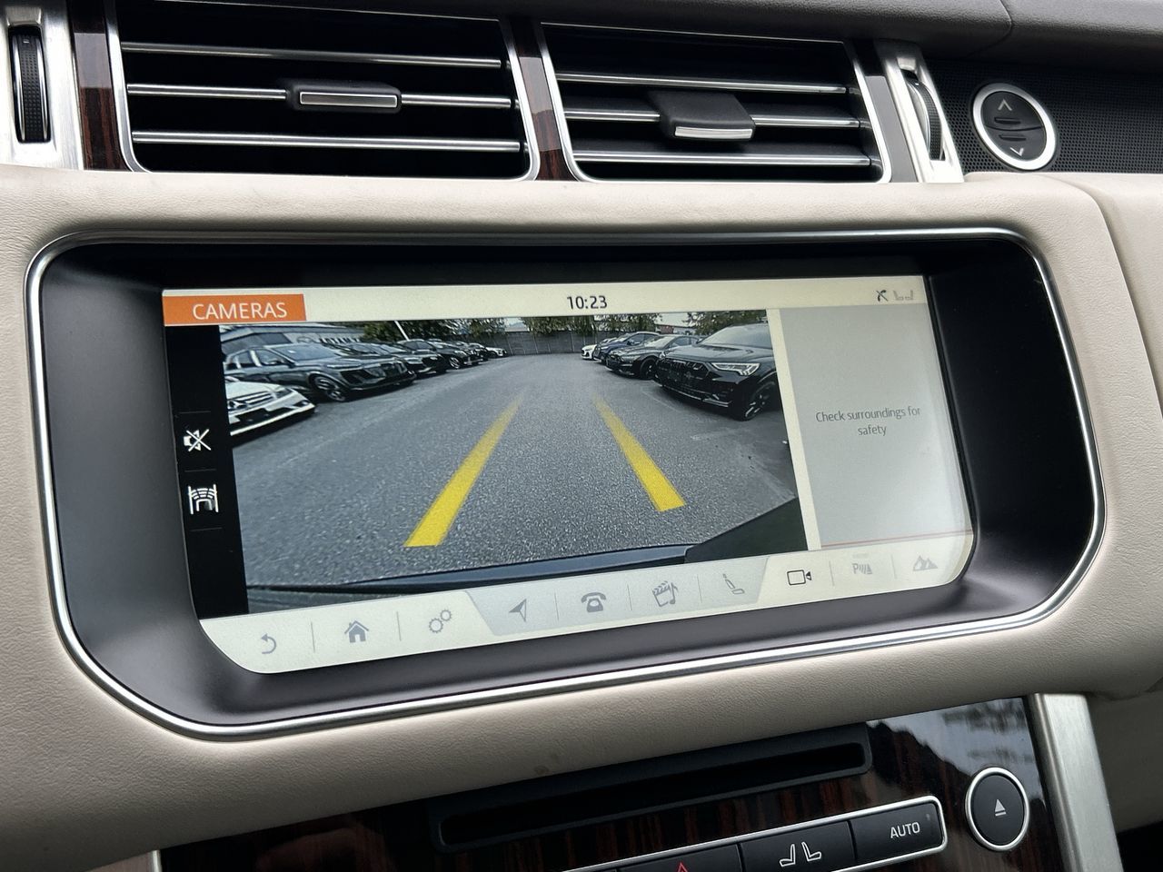2017 Land Rover Range Rover in North Vancouver, British Columbia