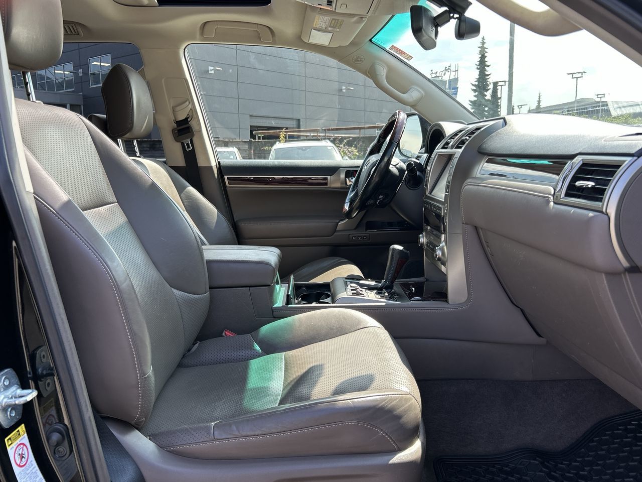 Lexus GX 460  2017 à North Vancouver, Colombie-Britannique