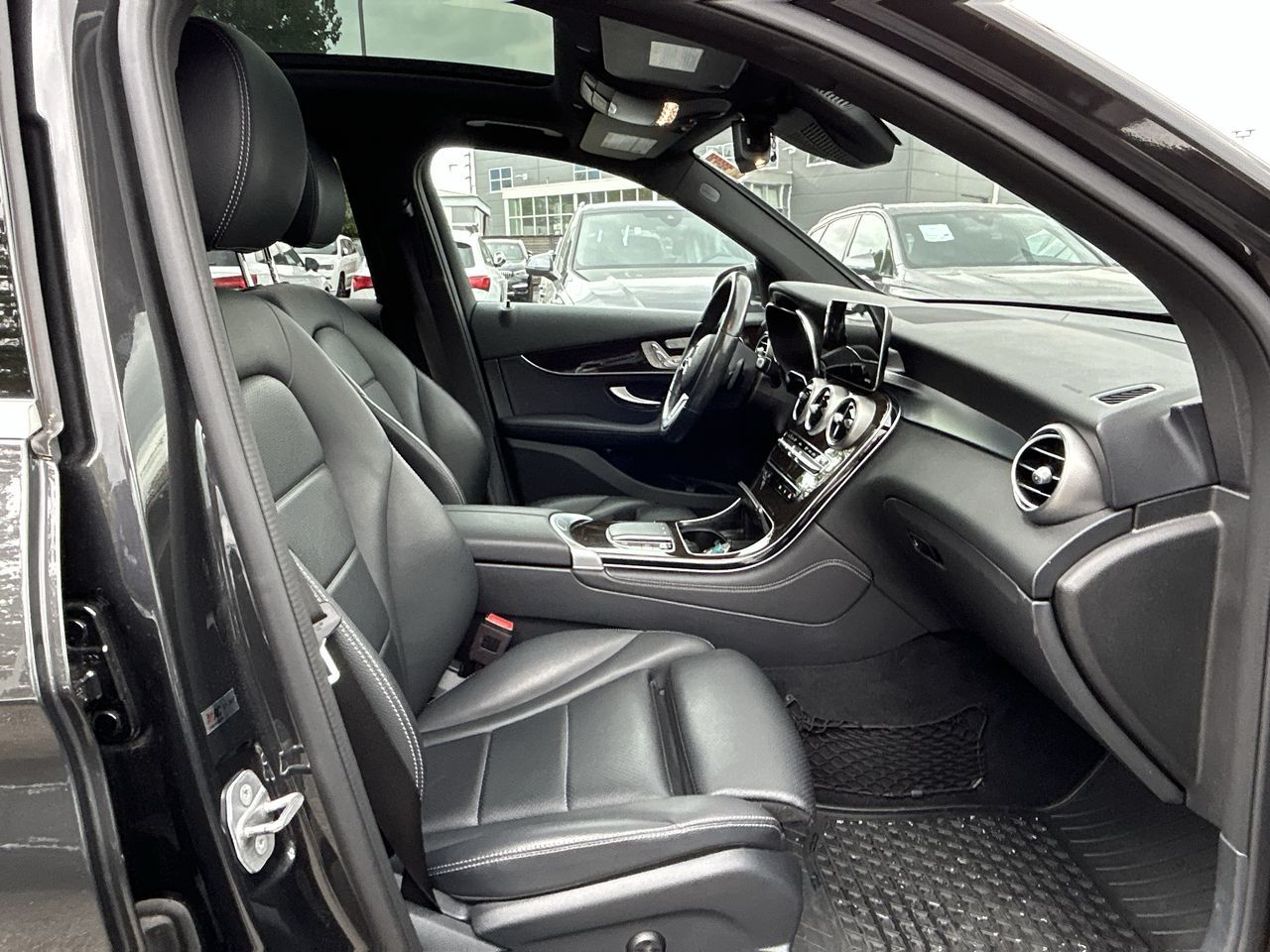 2020 Mercedes-Benz GLC in North Vancouver, British Columbia
