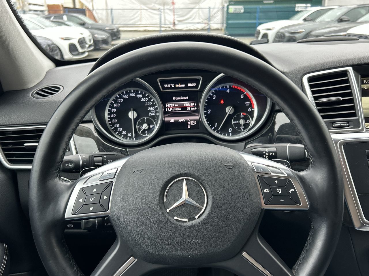 Mercedes-Benz M-Class  2013 à North Vancouver, Colombie-Britannique