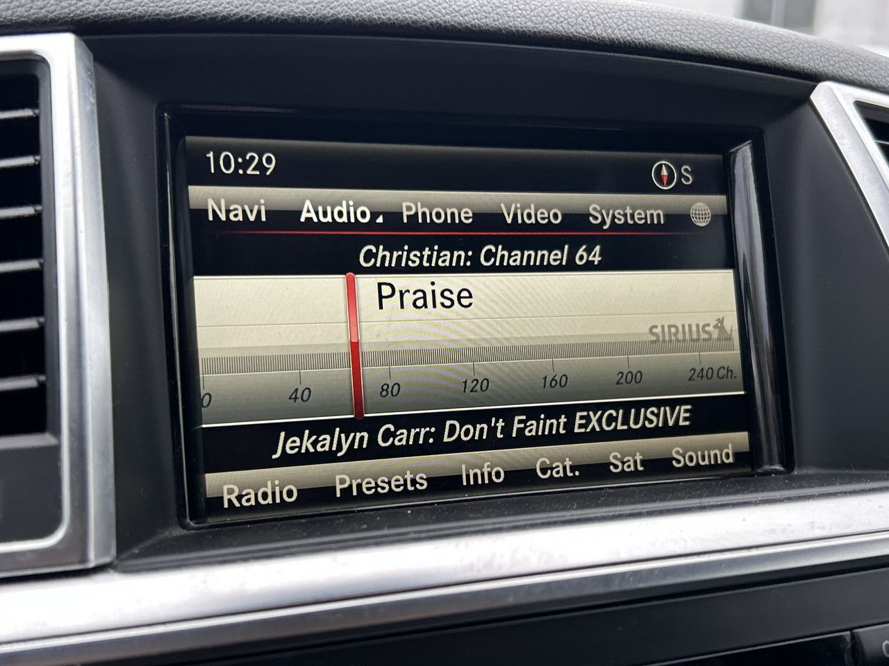 Mercedes-Benz M-Class  2013 à North Vancouver, Colombie-Britannique