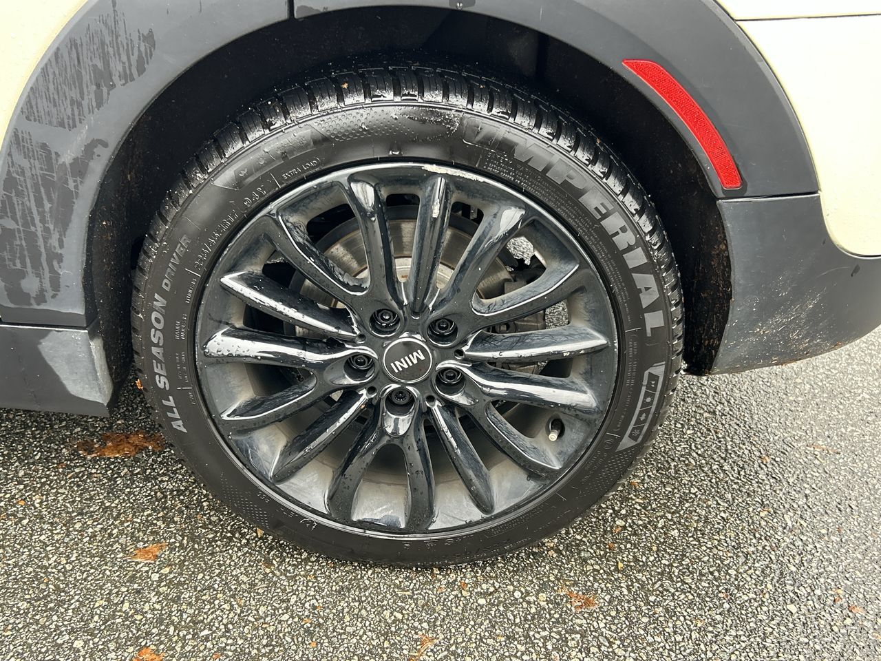 MINI Clubman  2018 à North Vancouver, Colombie-Britannique