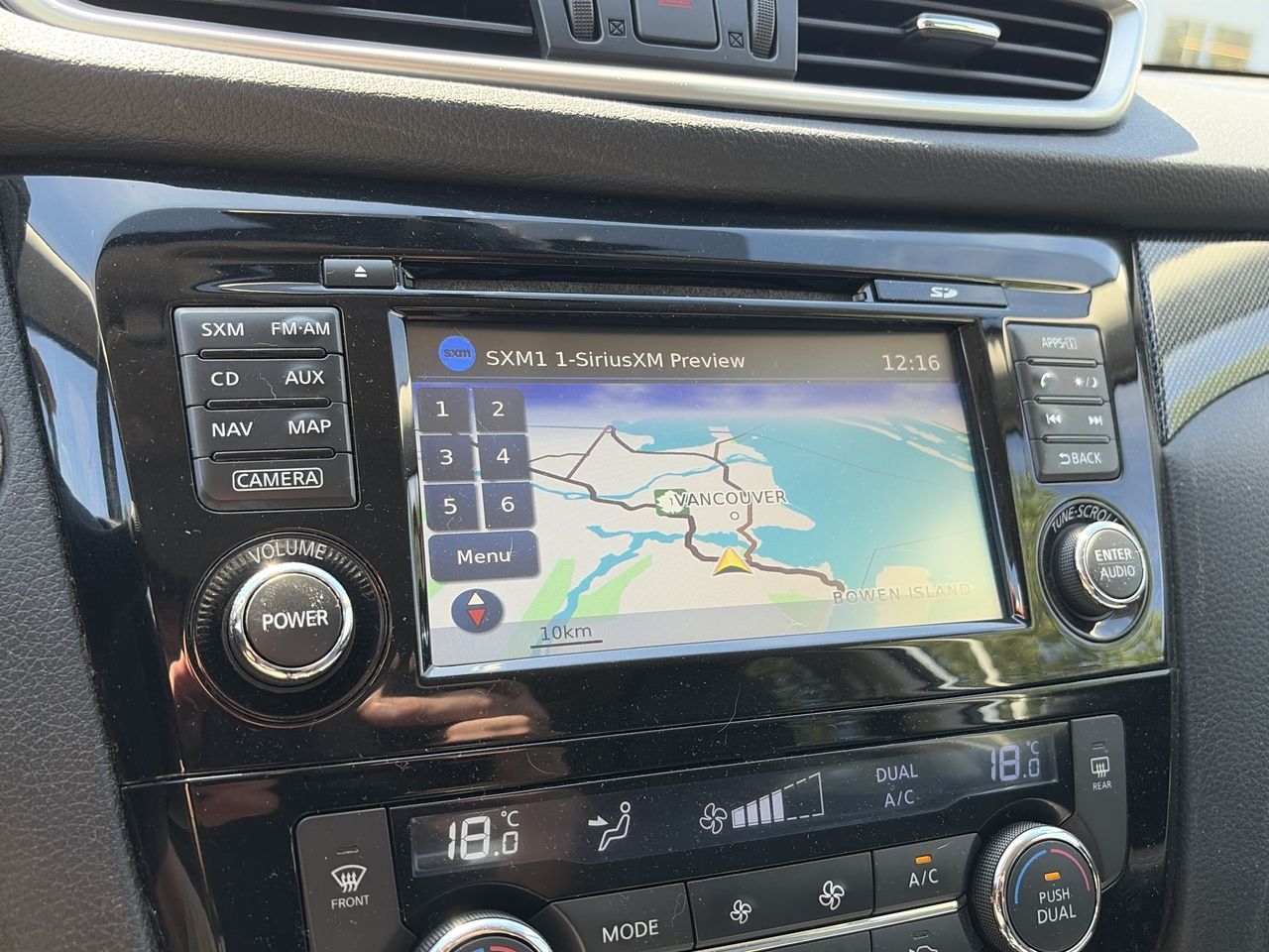 2014 Nissan Rogue in North Vancouver, British Columbia