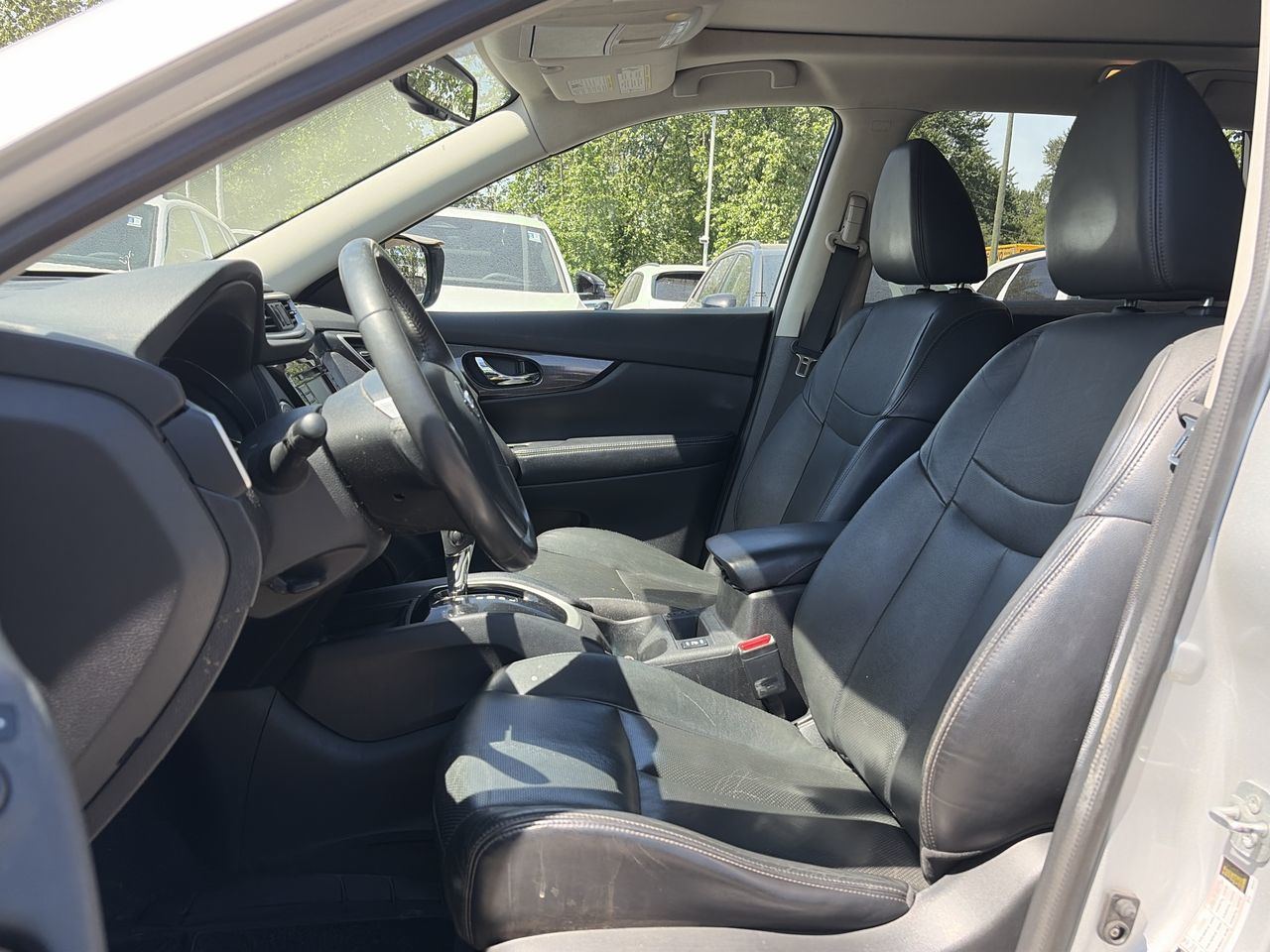 2014 Nissan Rogue in North Vancouver, British Columbia