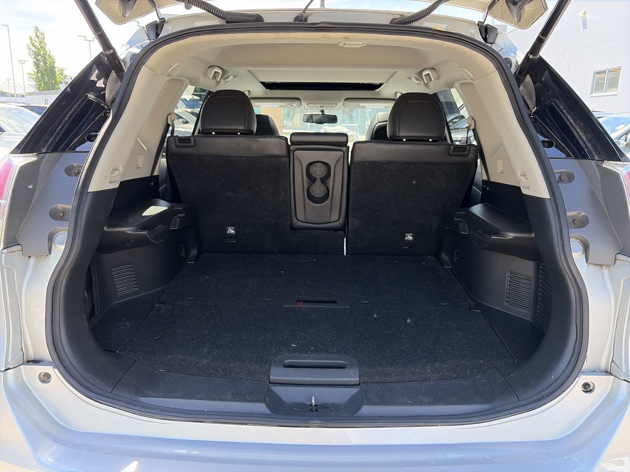 2014 Nissan Rogue in North Vancouver, British Columbia