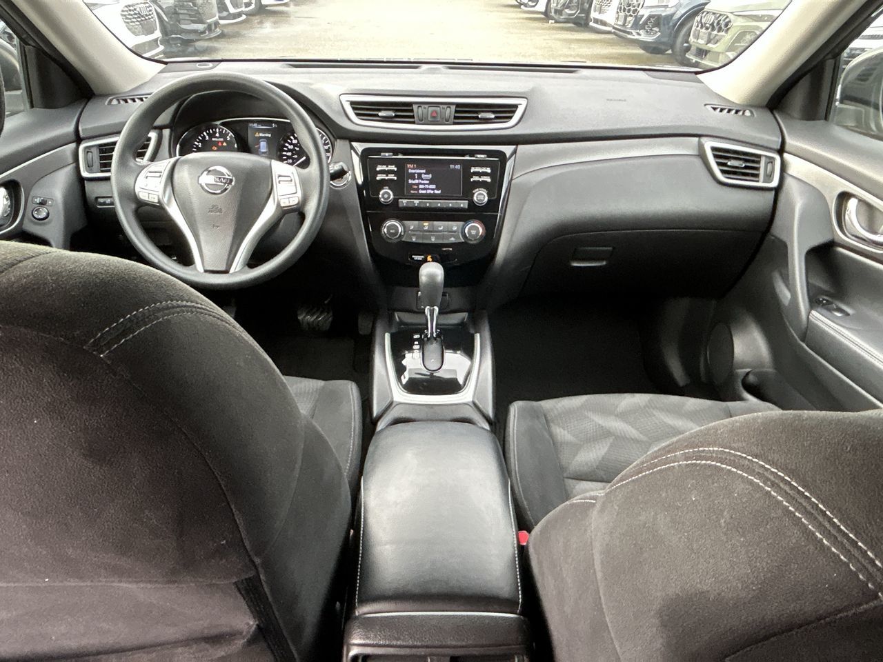 Nissan Rogue  2015 à North Vancouver, Colombie-Britannique