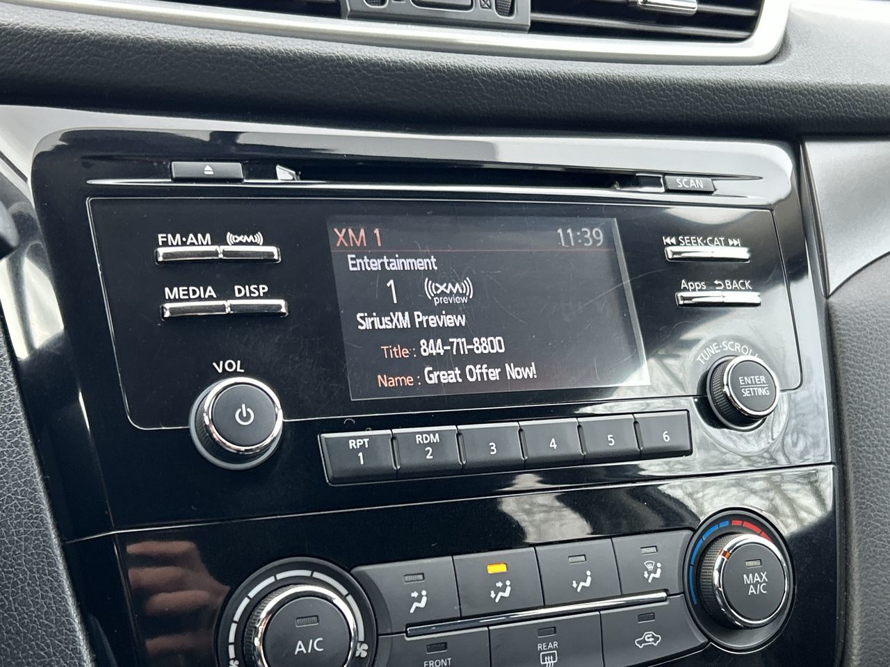 Nissan Rogue  2015 à North Vancouver, Colombie-Britannique