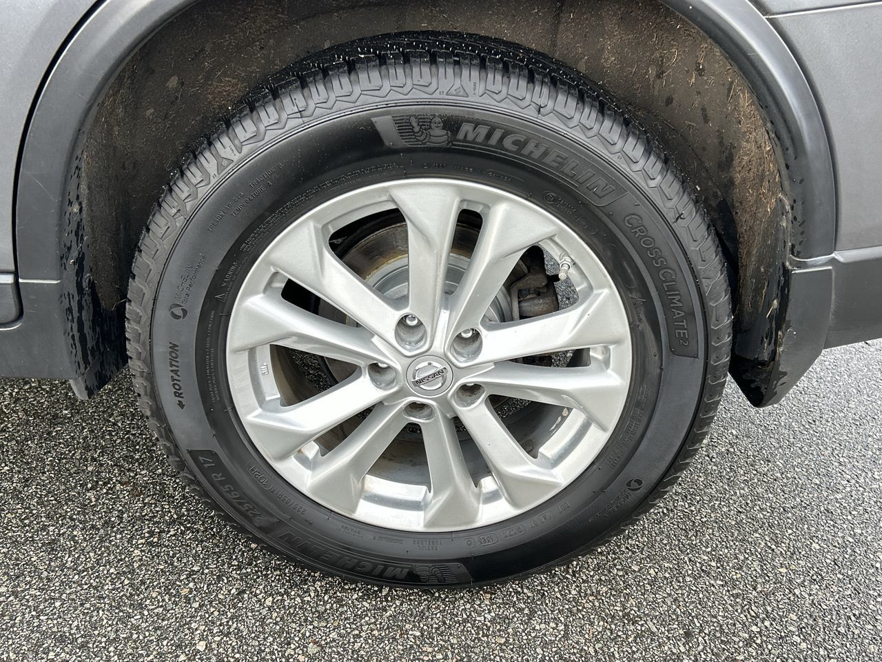 Nissan Rogue  2015 à North Vancouver, Colombie-Britannique