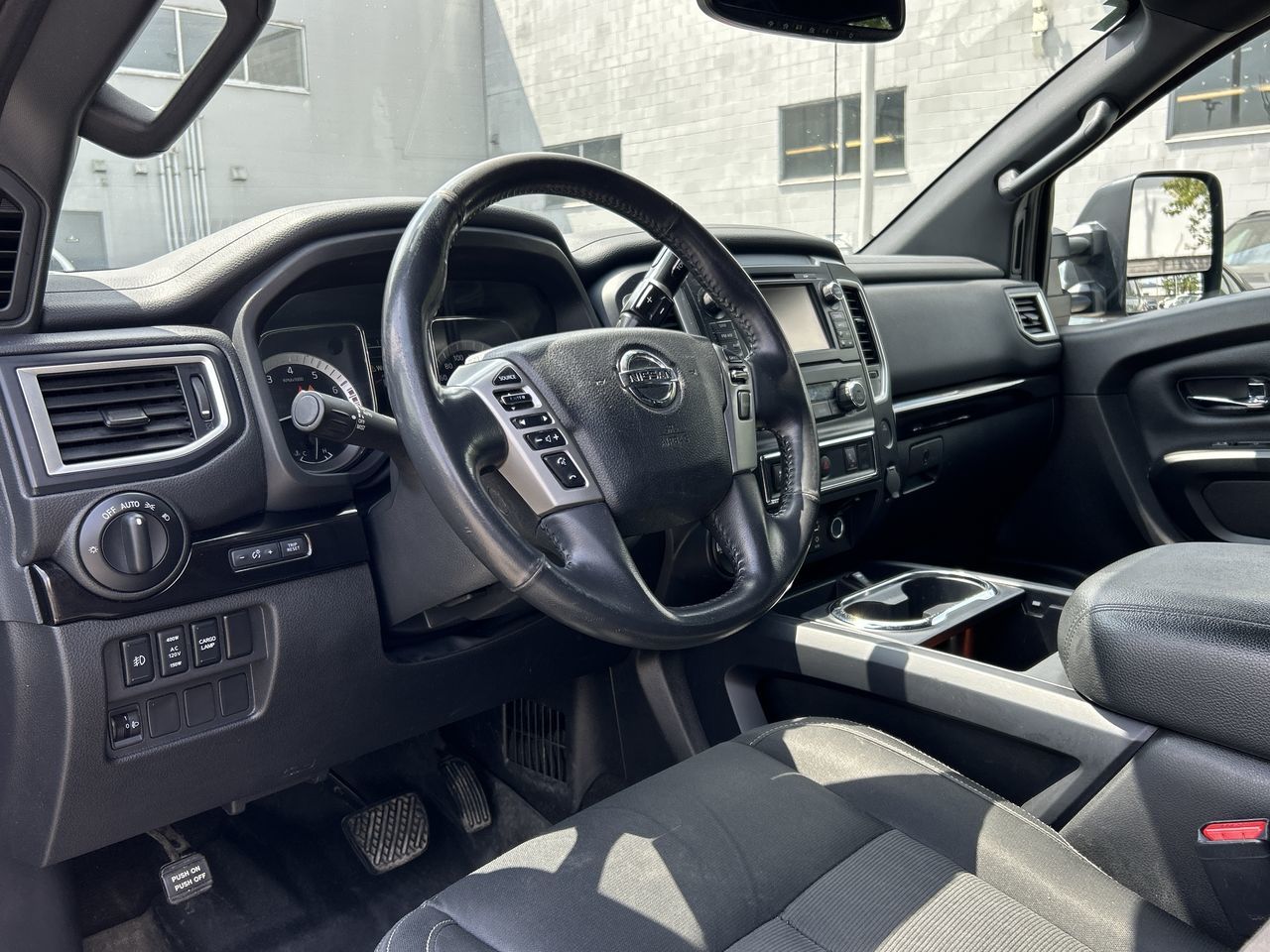 2018 Nissan Titan in North Vancouver, British Columbia