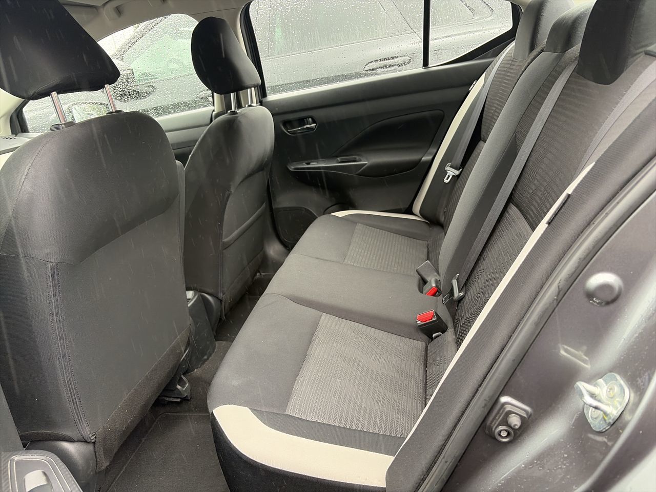 Nissan Versa  2021 à North Vancouver, Colombie-Britannique
