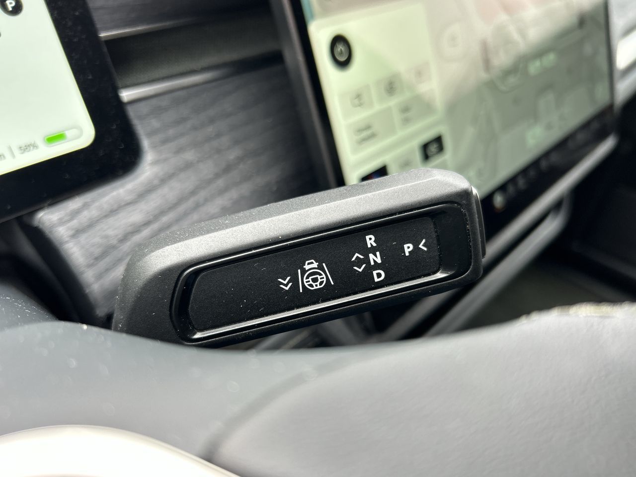 Rivian R1S  2023 à North Vancouver, Colombie-Britannique