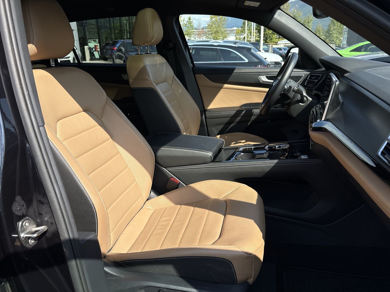 2025 Volkswagen Atlas Cross Sport in North Vancouver, British Columbia