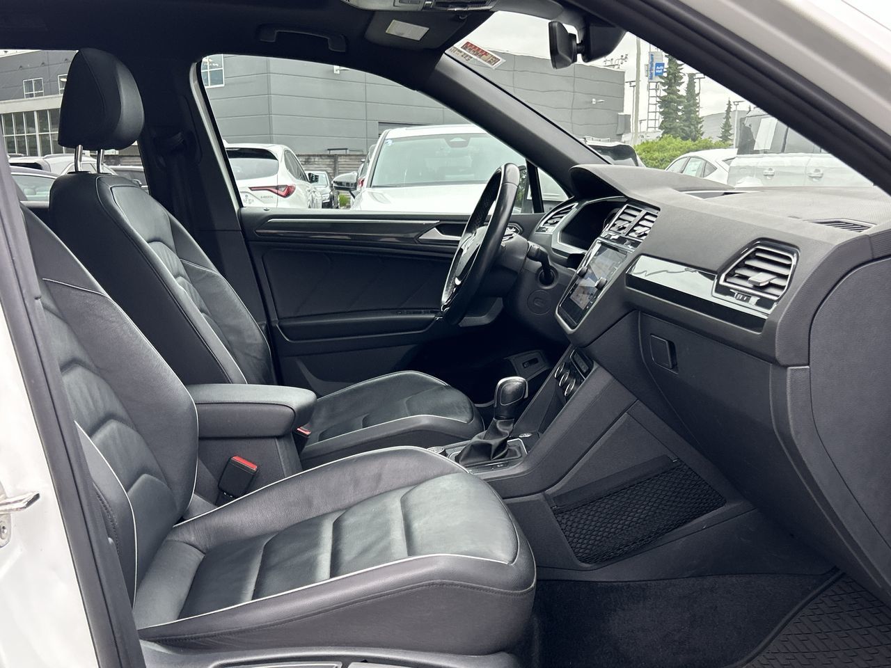 Volkswagen Tiguan  2020 à North Vancouver, Colombie-Britannique