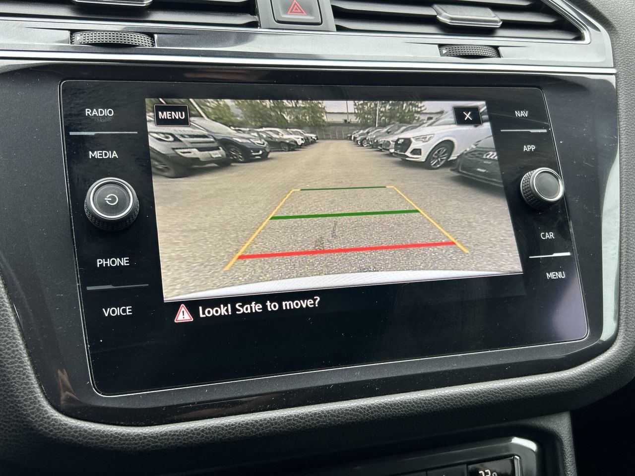 Volkswagen Tiguan  2020 à North Vancouver, Colombie-Britannique