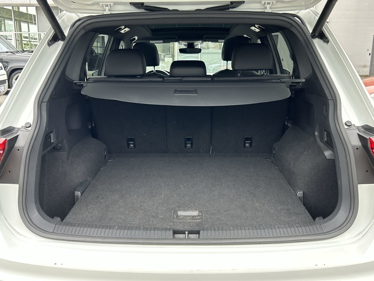 Volkswagen Tiguan  2020 à North Vancouver, Colombie-Britannique