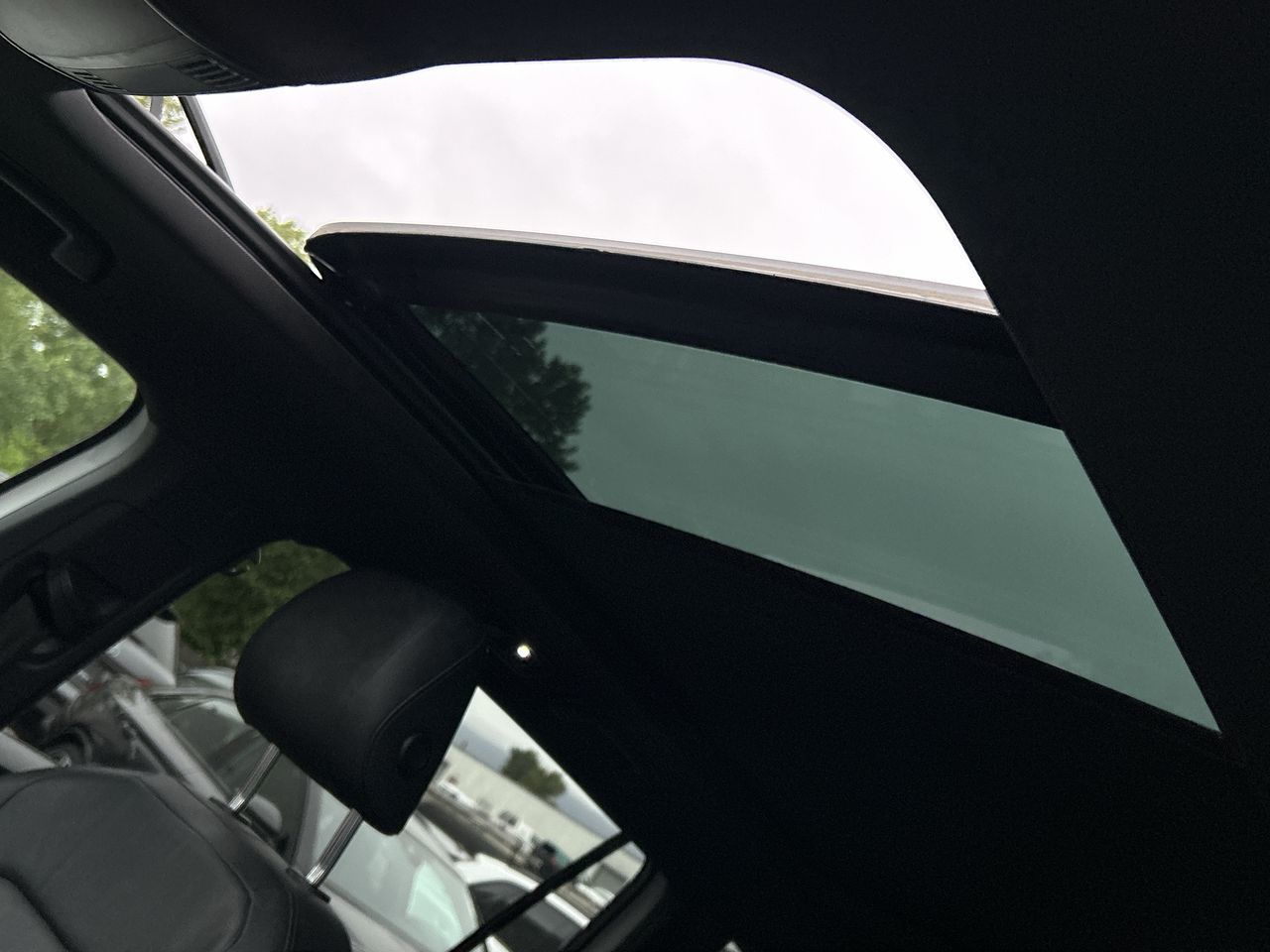 Volkswagen Tiguan  2020 à North Vancouver, Colombie-Britannique