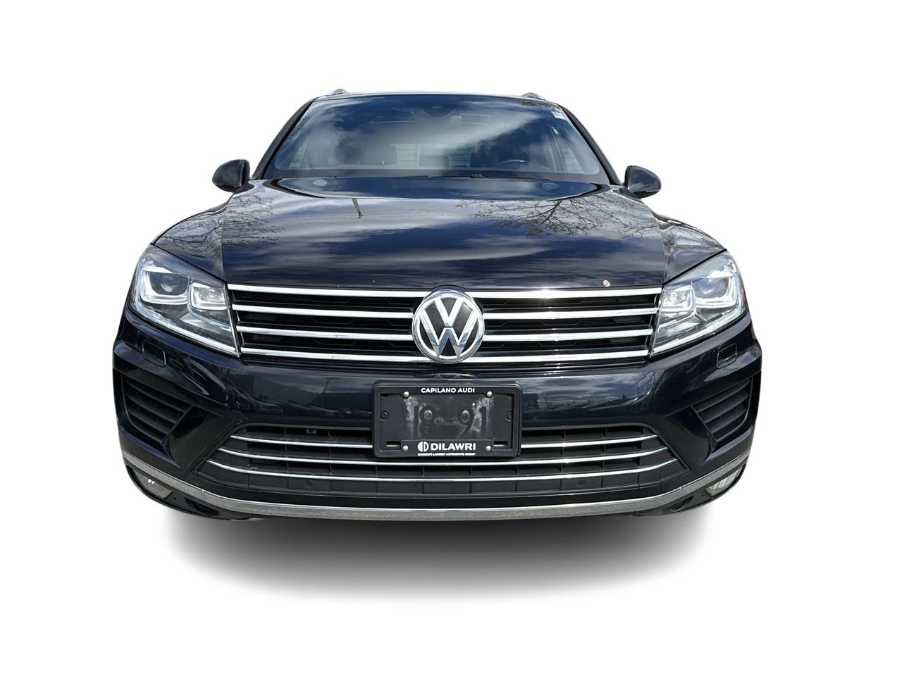 2017 Volkswagen Touareg in North Vancouver, British Columbia