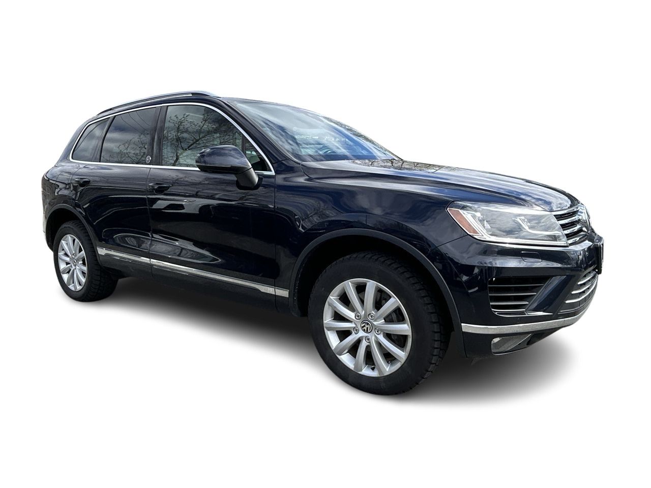 2017 Volkswagen Touareg in North Vancouver, British Columbia